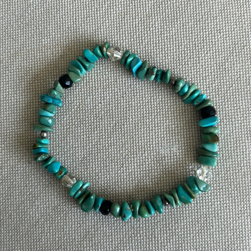 Turquoise beaded bracelet